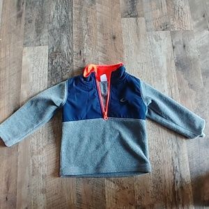 Carter's pullover 2T